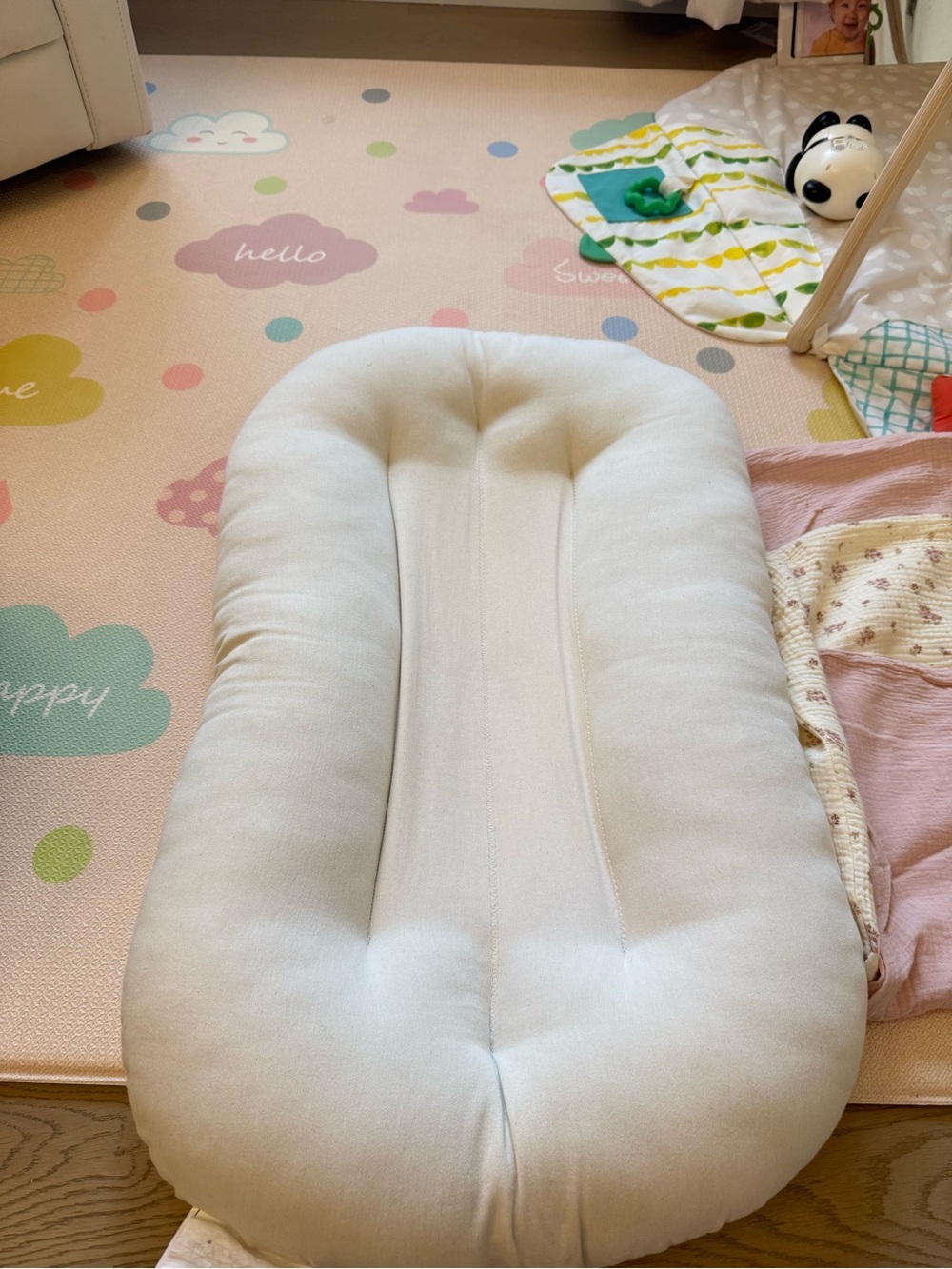 Snuggle me Infant Lounger